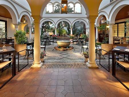 Eurostar Conquistador Córdoba | Adaptado para personas con movilidad reducida