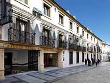 Eurostar Conquistador Córdoba | Adaptado para personas con movilidad reducida