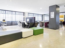 Hotel Ilunion Romareda | Adaptado a personas de movilidad reducida