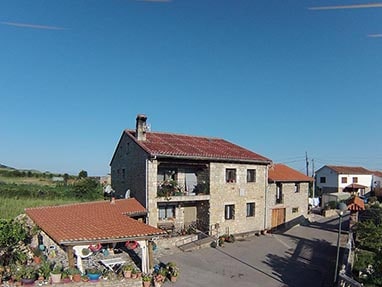 Posada La Casuca de Toñi - Tagle (Cantabria) - Adaptada a discapacitados