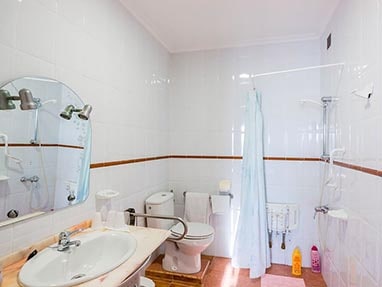 Posada La Casuca de Toñi - Tagle (Cantabria) - Adaptada a discapacitados