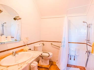 Posada La Casuca de Toñi - Tagle (Cantabria) - Adaptada a discapacitados